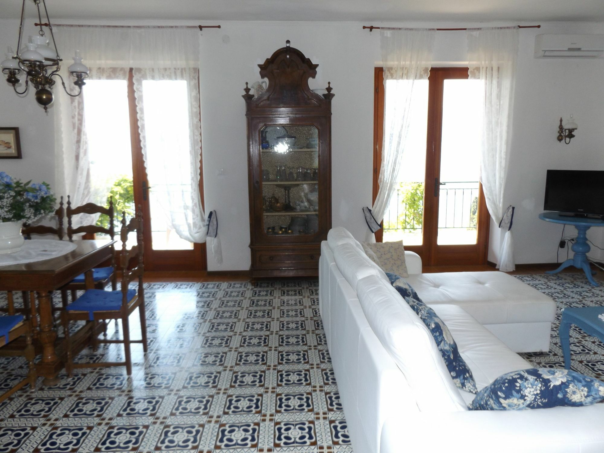 Villa Patrizia Torri Del Benaco Bagian luar foto